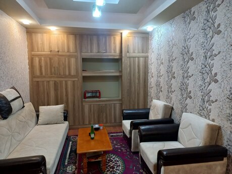 2 otaqlı köhnə tikili - Hövsan q. - 36.7 m²