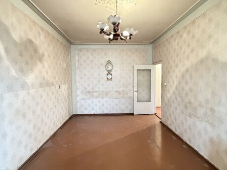 3 otaqlı köhnə tikili - Köhnə Günəşli q. - 72 m²