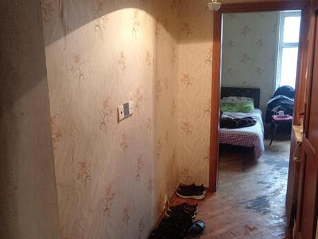 2 otaqlı köhnə tikili - İnşaatçılar m. - 35 m²