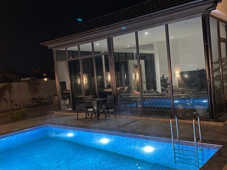 4 otaqlı həyət evi/bağ evi - Bilgəh q. - 250 m²