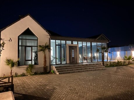 4 otaqlı həyət evi/bağ evi - Bilgəh q. - 250 m²