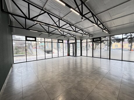 Obyekt - Neftçilər m. - 120 m²