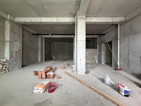 Obyekt - Elmlər Akademiyası m. - 210 m²