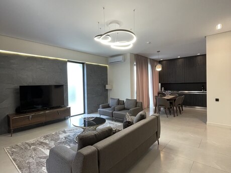 5 otaqlı həyət evi/bağ evi - Mərdəkan q. - 350 m²