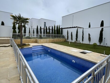 5 otaqlı həyət evi/bağ evi - Mərdəkan q. - 350 m²
