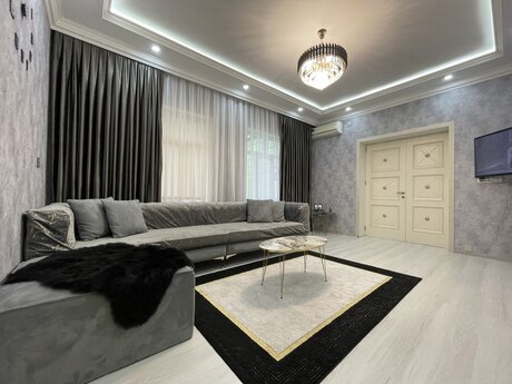 8 otaqlı həyət evi/bağ evi - Quba - 200 m²