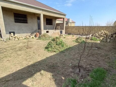 4 otaqlı həyət evi/bağ evi - Xırdalan - 158 m²