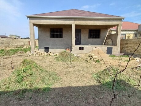 4 otaqlı həyət evi/bağ evi - Xırdalan - 158 m²