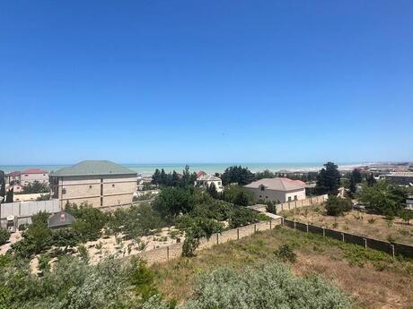 8 otaqlı həyət evi/bağ evi - Novxanı q. - 515 m²
