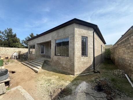 6 otaqlı həyət evi/bağ evi - Şüvəlan q. - 248 m²