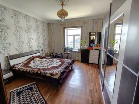 4 otaqlı həyət evi/bağ evi - Hövsan q. - 166 m²