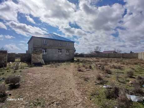5 otaqlı həyət evi/bağ evi - Albalılıq q. - 260 m²