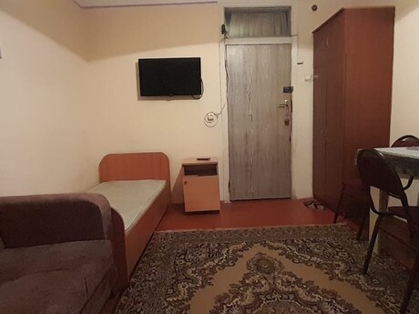 1 otaqlı köhnə tikili - Nəriman Nərimanov m. - 21 m²
