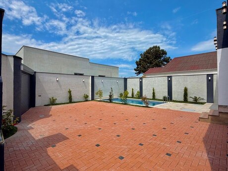 4 otaqlı həyət evi/bağ evi - Şüvəlan q. - 150 m²