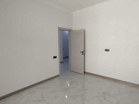 4 otaqlı həyət evi/bağ evi - Zabrat q. - 130 m²
