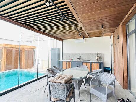 3 otaqlı həyət evi/bağ evi - Buzovna q. - 150 m²