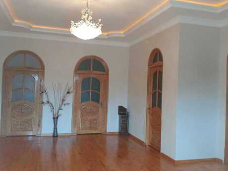 8 otaqlı həyət evi/bağ evi - İsmayıllı - 280 m²