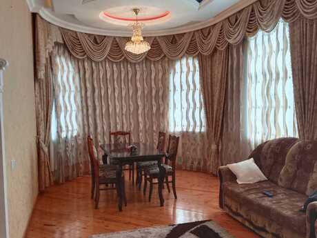 8 otaqlı həyət evi/bağ evi - İsmayıllı - 280 m²