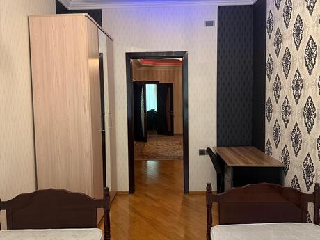 4 otaqlı yeni tikili - Nəsimi r. - 157 m²