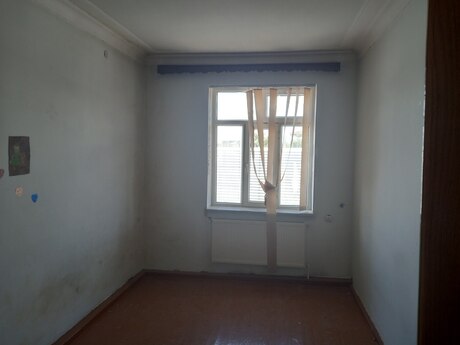 8 otaqlı həyət evi/bağ evi - Naxçıvan - 200 m²