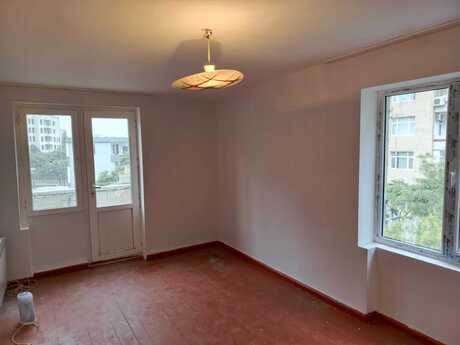 1 otaqlı köhnə tikili - Nəriman Nərimanov m. - 30 m²