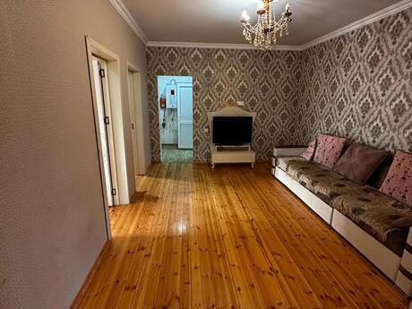 5 otaqlı həyət evi/bağ evi - Sumqayıt - 140 m²