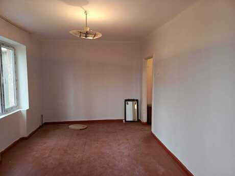 1 otaqlı köhnə tikili - Nəriman Nərimanov m. - 30 m²