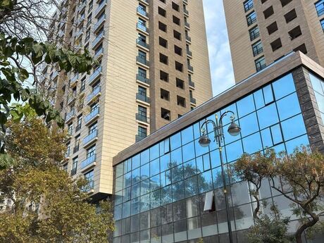 4 otaqlı yeni tikili - Nəsimi r. - 150 m²