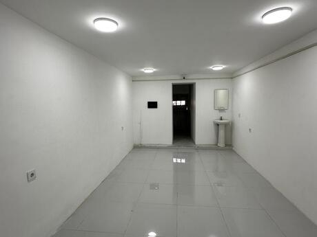 Obyekt - Elmlər Akademiyası m. - 135 m²