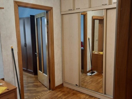 2 otaqlı köhnə tikili - Qaraçuxur q. - 65 m²