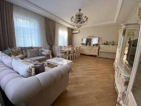 7 otaqlı həyət evi/bağ evi - Badamdar q. - 410 m²
