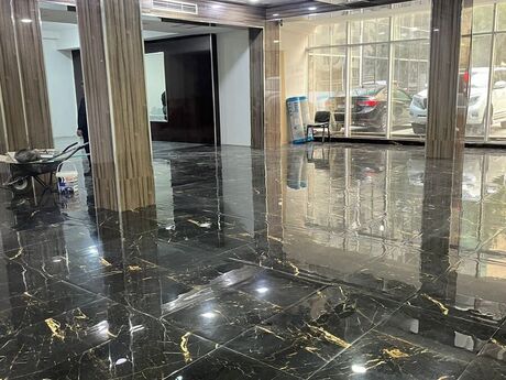 1 otaqlı ofis - 28 May m. - 170 m²