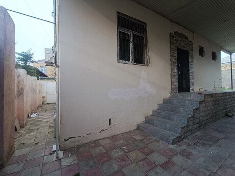 4 otaqlı həyət evi/bağ evi - Xırdalan - 120 m²