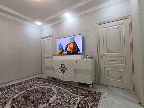 3 otaqlı köhnə tikili - Memar Əcəmi m. - 85 m²