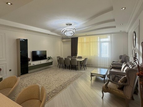 3 otaqlı yeni tikili - 28 May m. - 135 m²
