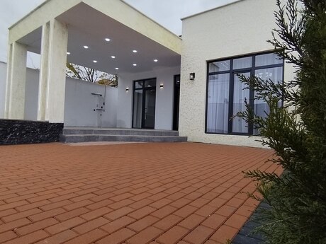4 otaqlı həyət evi/bağ evi - Mərdəkan q. - 150 m²