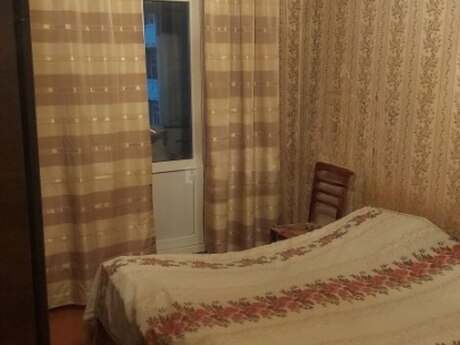 4 otaqlı köhnə tikili - 7-ci mikrorayon q. - 110 m²