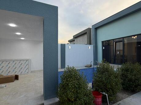 4 otaqlı həyət evi/bağ evi - Mərdəkan q. - 140 m²