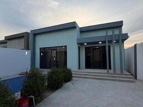 4 otaqlı həyət evi/bağ evi - Mərdəkan q. - 140 m²