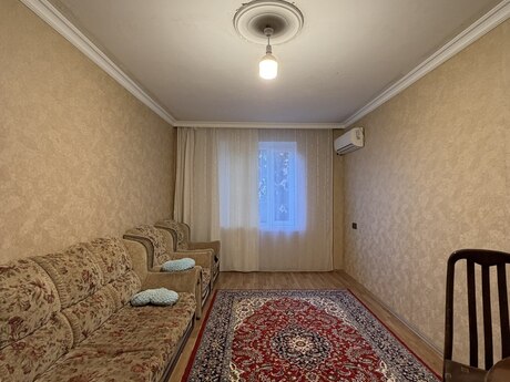 2 otaqlı köhnə tikili - Bakıxanov q. - 60 m²