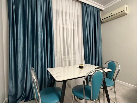 2 otaqlı köhnə tikili - 28 May m. - 50 m²