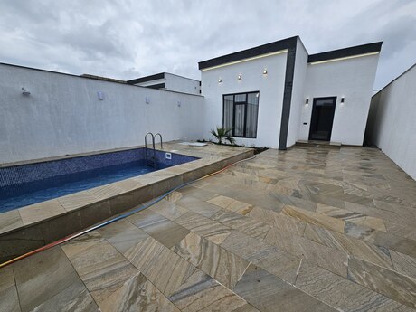 3 otaqlı həyət evi/bağ evi - Şüvəlan q. - 90 m²