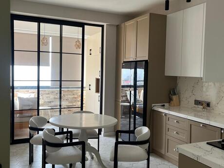 3 otaqlı yeni tikili - Badamdar q. - 150 m²