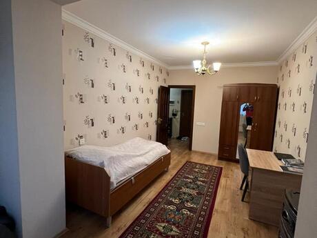 4 otaqlı köhnə tikili - Azadlıq Prospekti m. - 110 m²