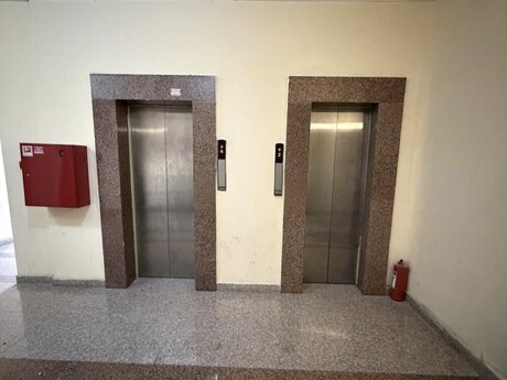 3 otaqlı yeni tikili - İnşaatçılar m. - 125 m²