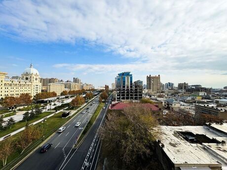 4 otaqlı yeni tikili - Nizami m. - 249 m²