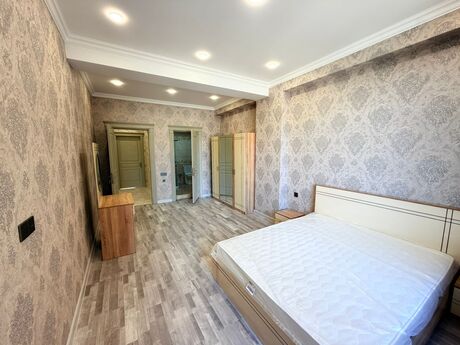 4 otaqlı yeni tikili - Nəsimi r. - 165 m²