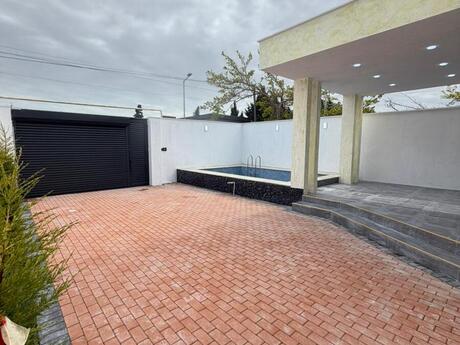 4 otaqlı həyət evi/bağ evi - Mərdəkan q. - 140 m²