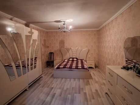 4 otaqlı həyət evi/bağ evi - 7-ci mikrorayon q. - 120 m²
