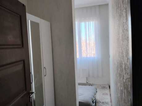 2 otaqlı köhnə tikili - Memar Əcəmi m. - 45 m²